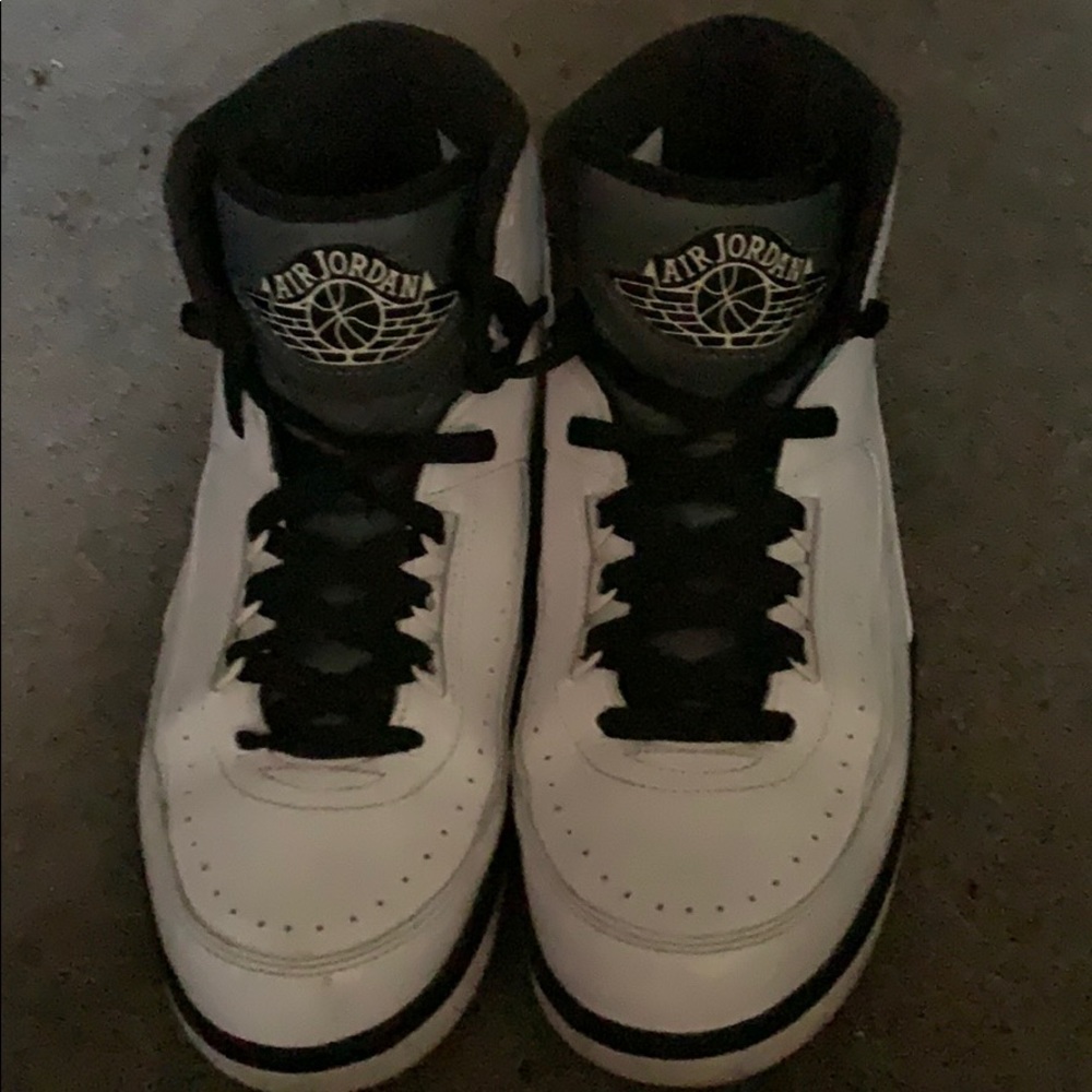 Air Jordan’s 2. (Wing IT)